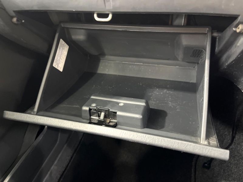 2011 Suzuki Jimny ABA-JB23W (UW-6a41e179b8195)[24]