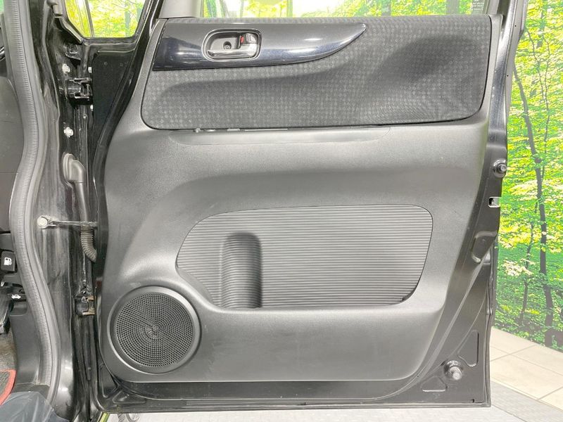 2015 Honda N-BOX CUSTOM DBA-JF2 (UW-6a41e18b93cb7)[24]