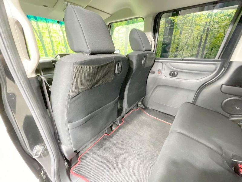 2015 Honda N-BOX CUSTOM DBA-JF2 (UW-6a41e18b93cb7)[18]