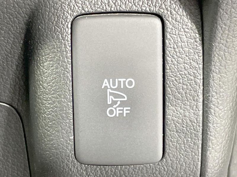 2015 Honda N-BOX CUSTOM DBA-JF2 (UW-6a41e18b93cb7)[27]
