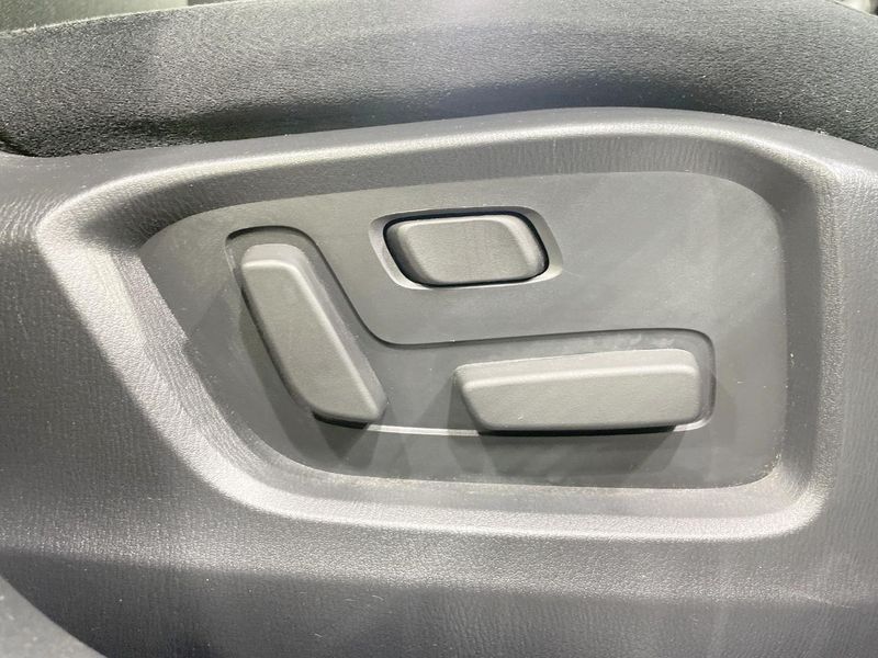 2018 Mazda CX-8 3da-kg2p (UW-6a41e1ba5bd02)[28]