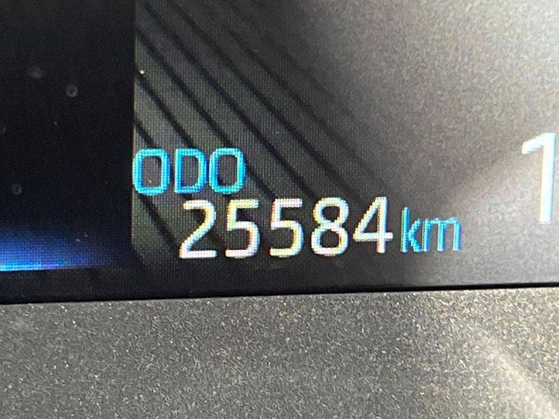 2023 Toyota Voxy 6BA-MZRA90W (UW-6a41e2577f2a1)[2]