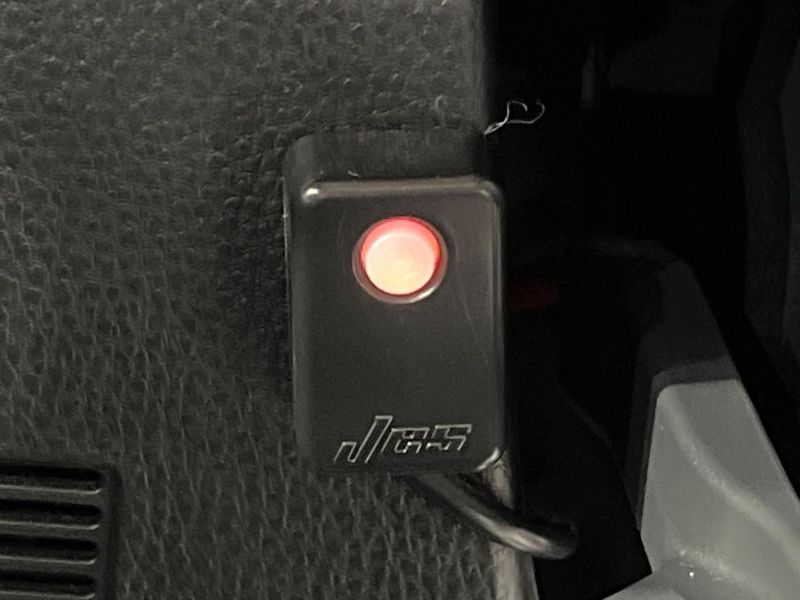 2023 Toyota Voxy 6BA-MZRA90W (UW-6a41e2577f2a1)[7]