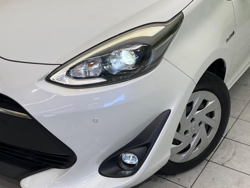 2019 Toyota Aqua DAA-NHP10 (UW-6a41e25d5bbbd)[11]