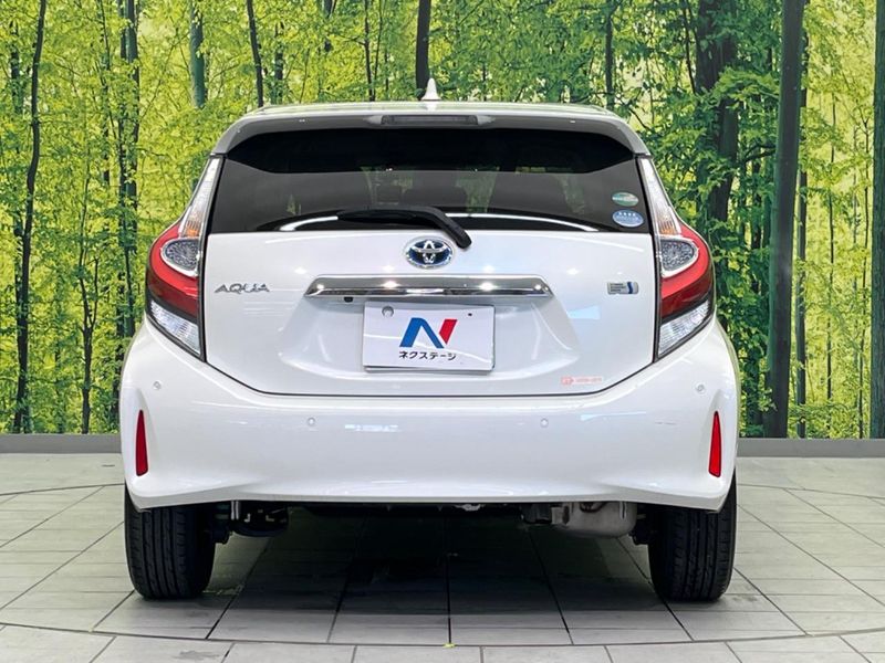 2019 Toyota Aqua DAA-NHP10 (UW-6a41e25d5bbbd)[16]