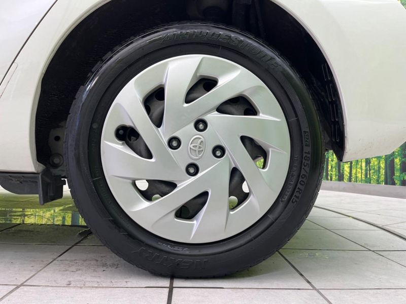 2019 Toyota Aqua DAA-NHP10 (UW-6a41e25d5bbbd)[7]