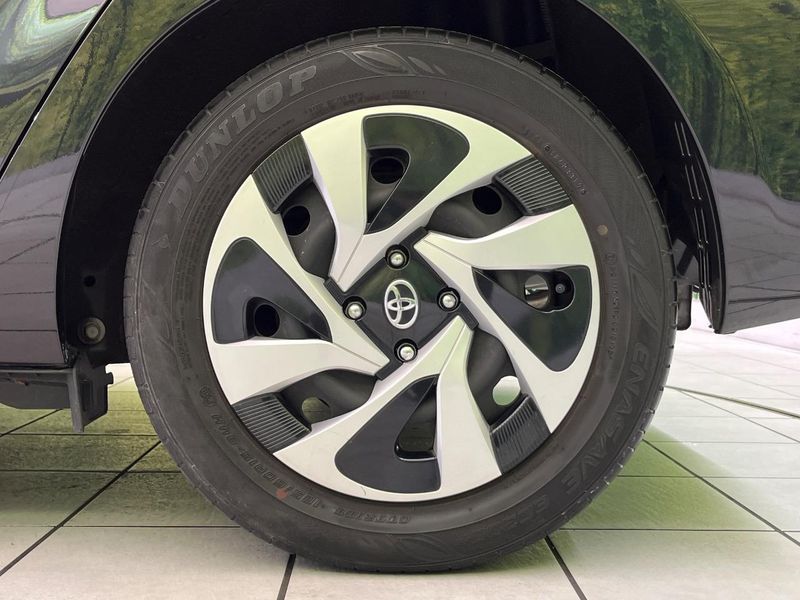 2019 Toyota Aqua DAA-NHP10 (UW-6a41e25da6b8a)[16]