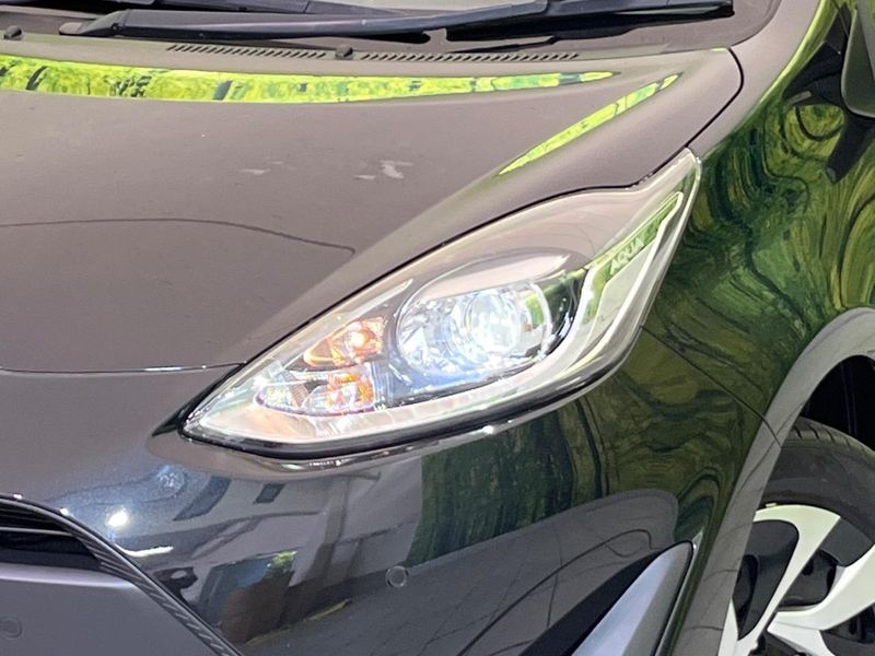 2019 Toyota Aqua DAA-NHP10 (UW-6a41e25da6b8a)[12]