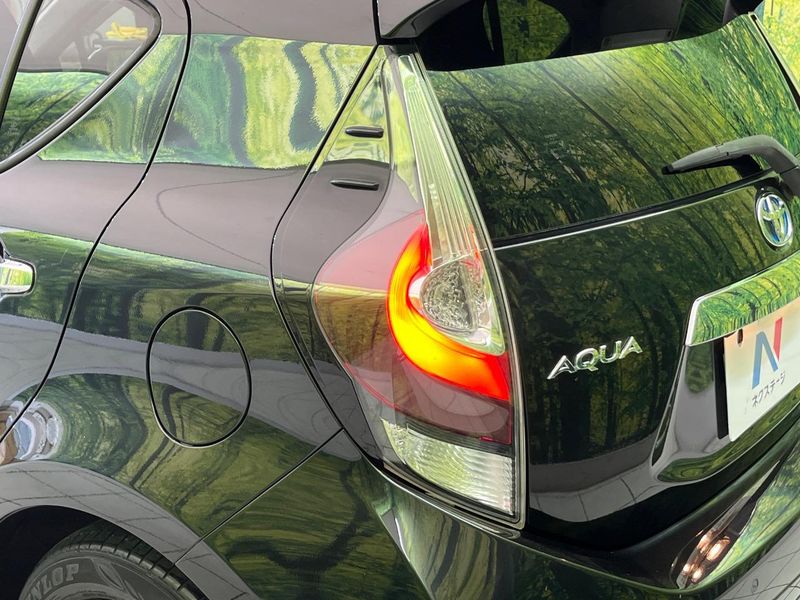 2019 Toyota Aqua DAA-NHP10 (UW-6a41e25da6b8a)[13]