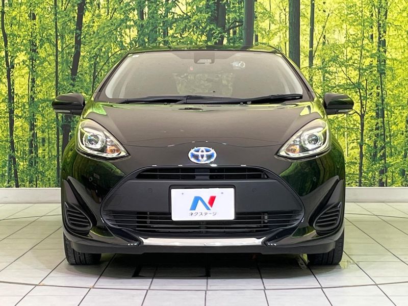 2019 Toyota Aqua DAA-NHP10 (UW-6a41e25da6b8a)[11]