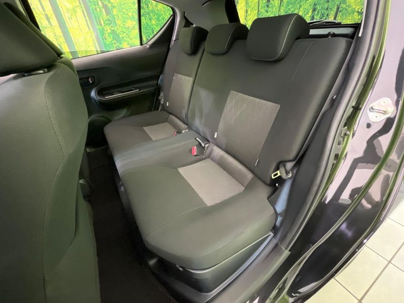 2019 Toyota Aqua DAA-NHP10 (UW-6a41e25da6b8a)[23]