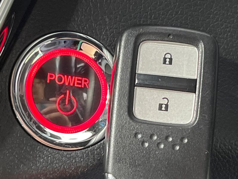2018 Honda Vezel DAA-RU3 (UW-6a41e277a142c)[5]