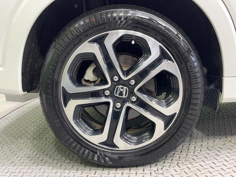 2018 Honda Vezel DAA-RU3 (UW-6a41e277a142c)[20]