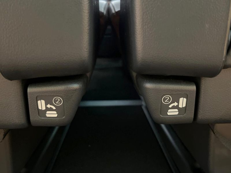 2025 Toyota Vellfire 5BA-TAHA45W (UW-6a41e294adae2)[18]