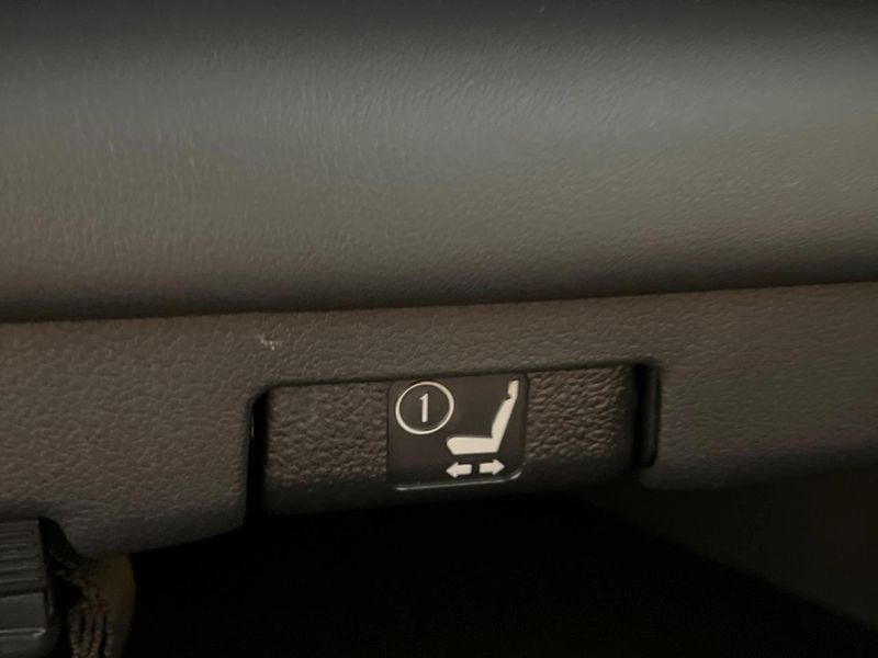 2025 Toyota Vellfire 5BA-TAHA45W (UW-6a41e294adae2)[19]