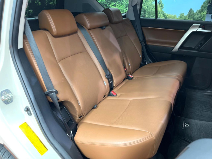 2022 Toyota Land Cruiser Prado 3BA-TRJ150W (UW-6a41e297681b0)[9]
