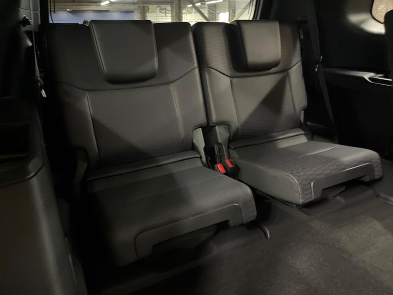 2025 Toyota Land Cruiser 250 3BA-TRJ250W (UW-6a41e29ae6aa5)[18]