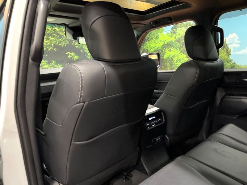 2025 Toyota Land Cruiser 250 3BA-TRJ250W (UW-6a41e29ae6aa5)[8]
