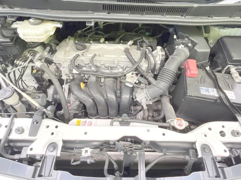 2017 Toyota Voxy DBA-ZRR80W (UW-6a41e2becfed6)[5]