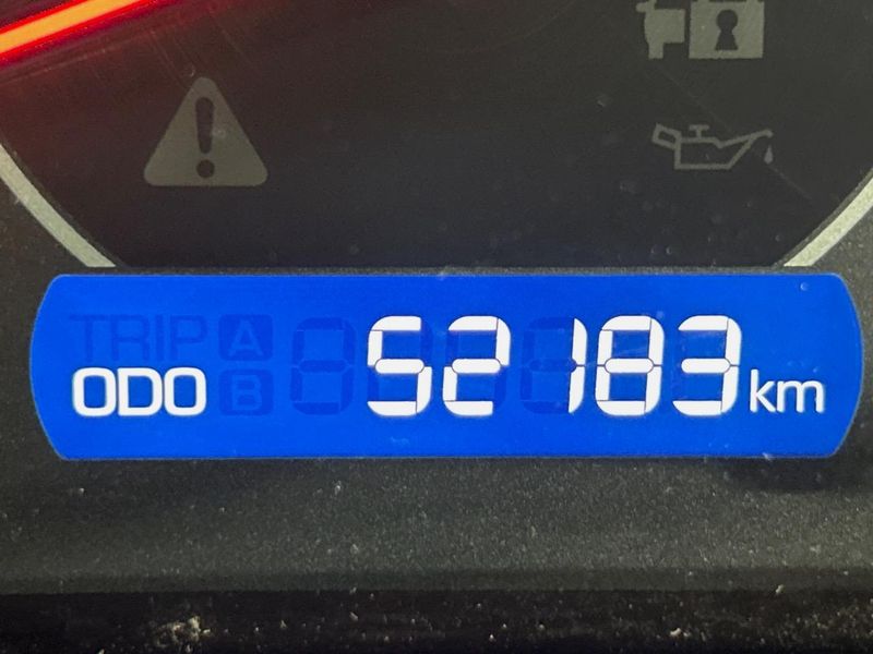 2018 Toyota Voxy DBA-ZRR80W (UW-6a41e2c071886)[2]