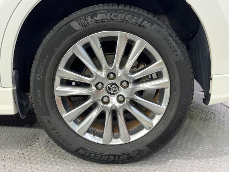 2015 Toyota Harrier DBA-ZSU60W (UW-6a41e2c6c797d)[13]