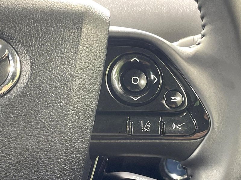 2019 Toyota Prius DAA-ZVW51 (UW-6a41e2d4b63d8)[29]