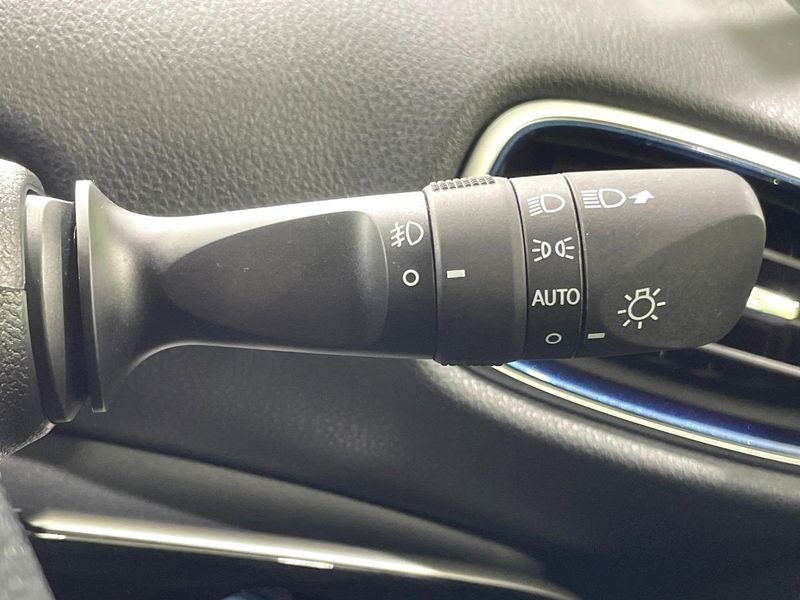 2019 Toyota Prius DAA-ZVW51 (UW-6a41e2d4b63d8)[27]