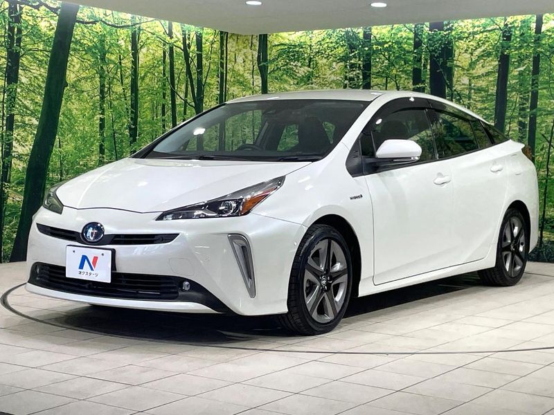 2019 Toyota Prius DAA-ZVW51 (UW-6a41e2d4b63d8)[15]