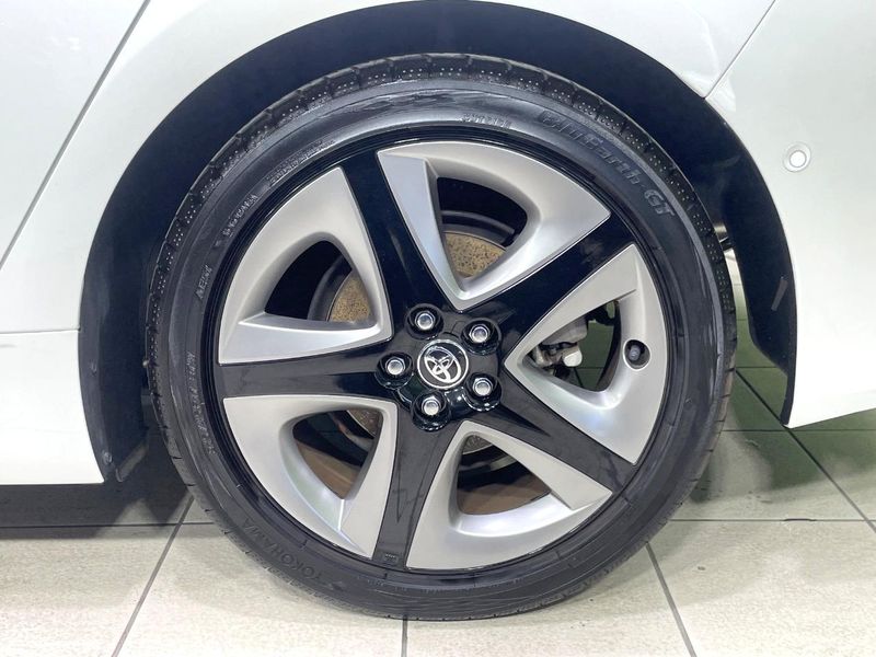 2019 Toyota Prius DAA-ZVW51 (UW-6a41e2d4b63d8)[7]