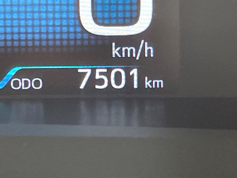 2019 Toyota Prius DAA-ZVW51 (UW-6a41e2d4b63d8)[2]