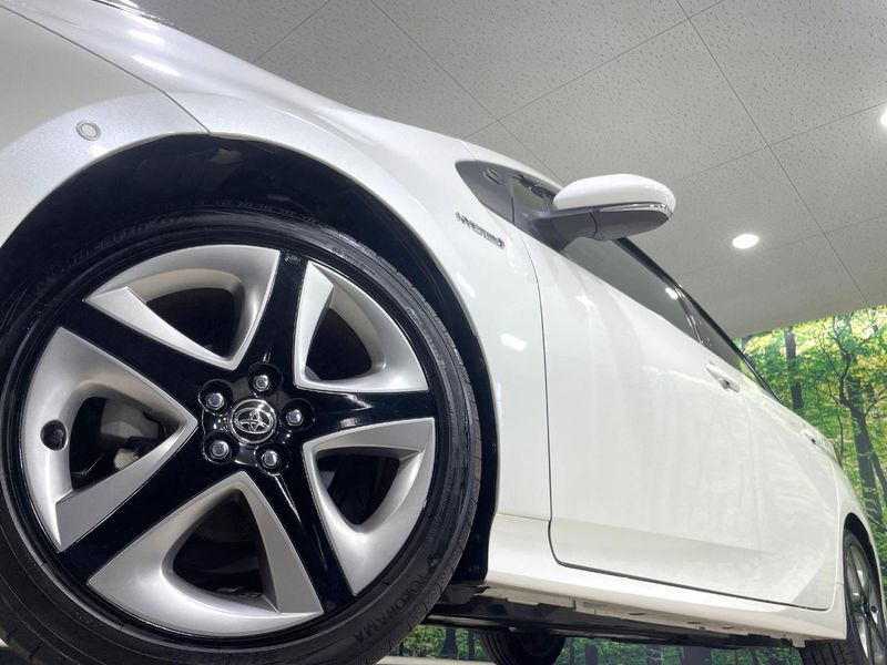 2019 Toyota Prius DAA-ZVW51 (UW-6a41e2d4b63d8)[10]
