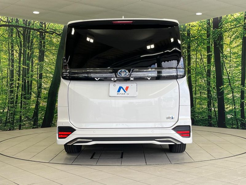 2023 Toyota Voxy 6AA-ZWR90W (UW-6a41e2e0dd7c3)[7]