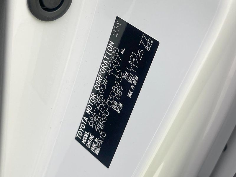 2026 Toyota Noah 6AA-ZWR90W (UW-6a41e2e53744f)[1]