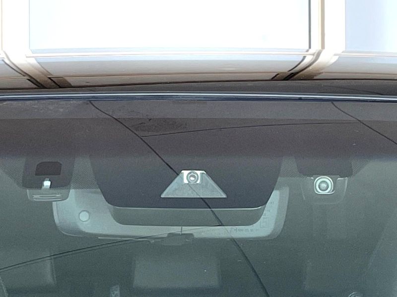 2022 Toyota Harrier Hybrid 6AA-AXUH80 (UW-6a4332af12778)[11]