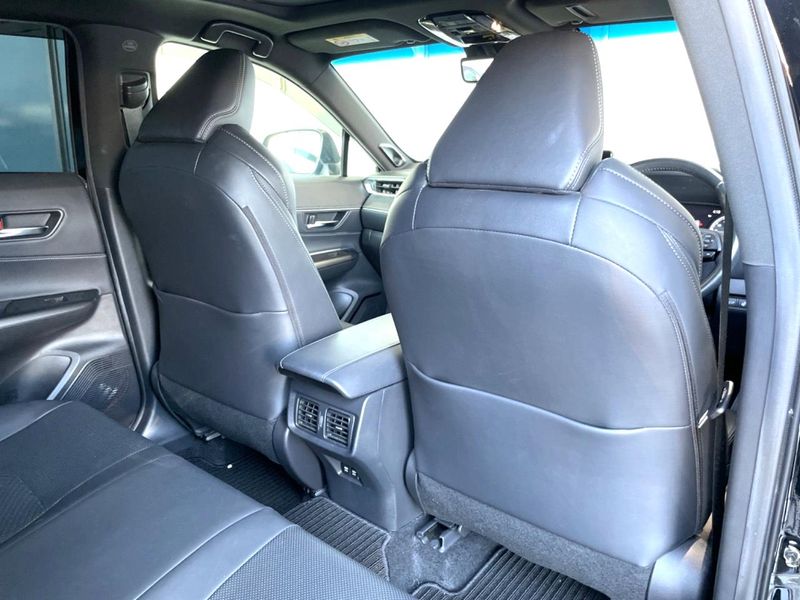2022 Toyota Harrier Hybrid 6AA-AXUH80 (UW-6a4332af12778)[27]