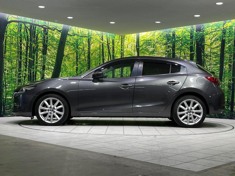 2017 Mazda Axela Sports LDA-BM2AS (UW-6a4332df8ba39)[14]