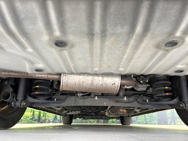 2017 Nissan Serena DAA-GFC27 (UW-6a43330f9c5f0)[14]