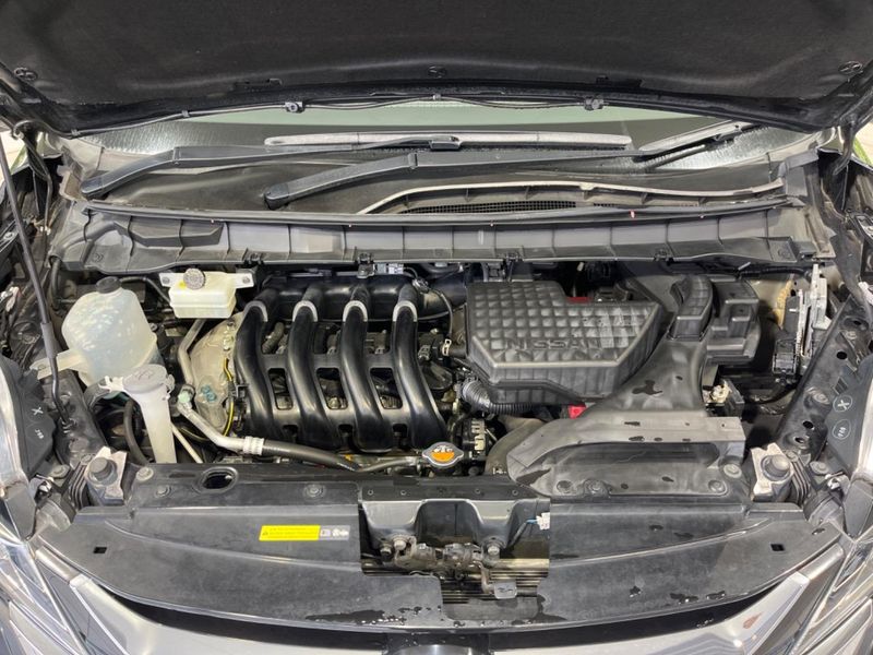 2017 Nissan Serena DAA-GFC27 (UW-6a43330fbfbe4)[18]