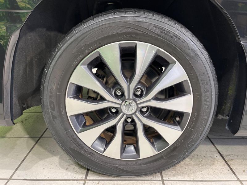 2017 Nissan Serena DAA-GFC27 (UW-6a43330fbfbe4)[22]