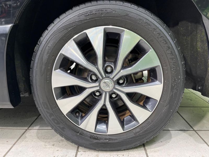 2017 Nissan Serena DAA-GFC27 (UW-6a43330fbfbe4)[21]