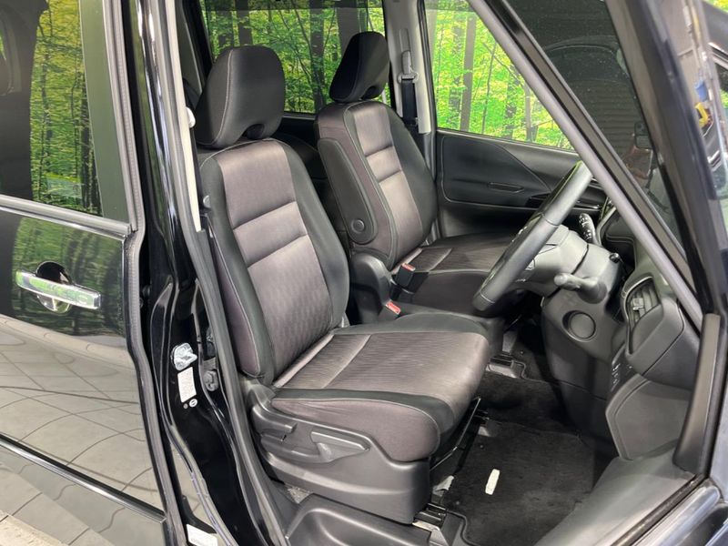 2017 Nissan Serena DAA-GFC27 (UW-6a43330fbfbe4)[29]