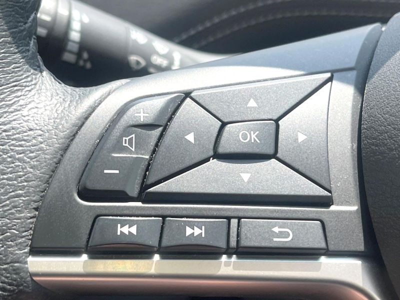 2018 Nissan Serena DAA-GFC27 (UW-6a4333135f442)[25]