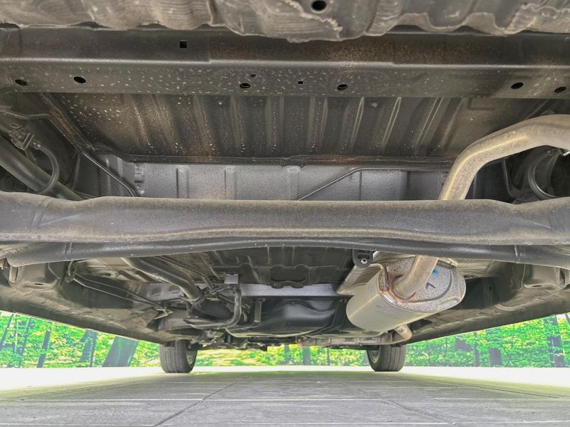 2023 Honda N-BOX CUSTOM 6BA-JF5 (UW-6a433373aa7c1)[22]