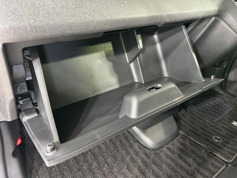 2023 Honda N-BOX CUSTOM 6BA-JF5 (UW-6a433373aa7c1)[27]