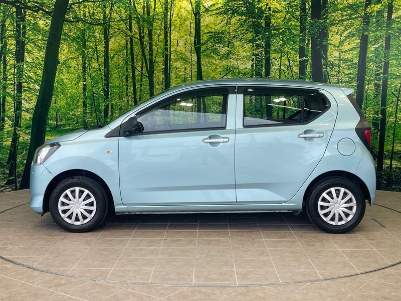 2017 Daihatsu Mira e:S DBA-LA350S (UW-6a4333a92015c)[11]