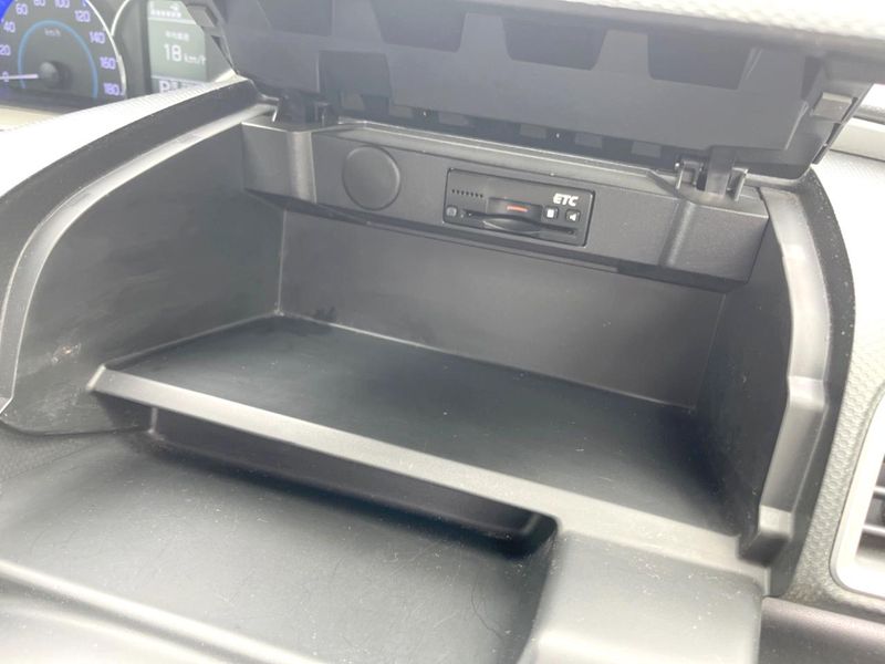 2017 Suzuki Solio DAA-MA36S (UW-6a4333e502a86)[14]