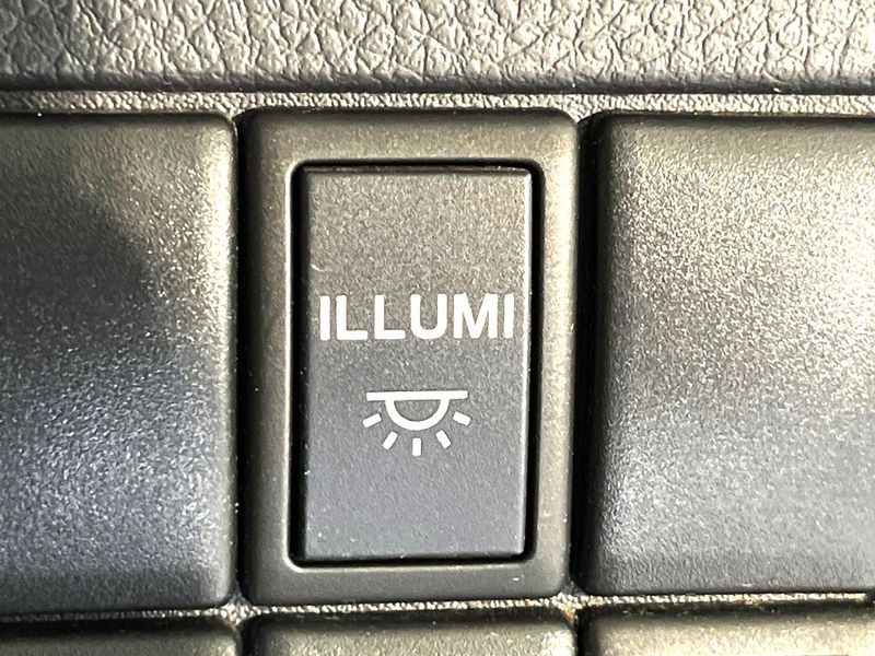 2011 Suzuki Wagon R Stingray DBA-MH23S (UW-6a4333f280f1a)[8]