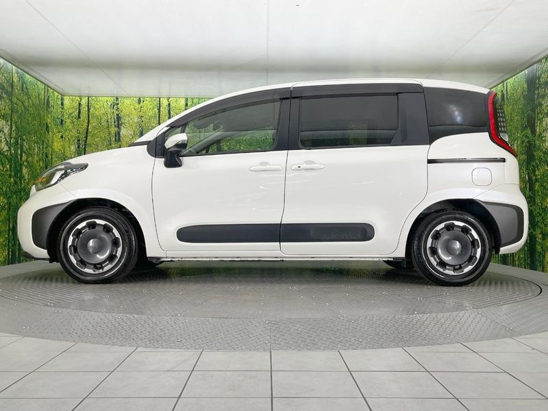 2023 Toyota Sienta 6AA-MXPL10G (UW-6a43343e32aa3)[23]