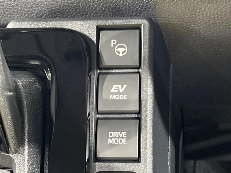 2026 Toyota Sienta 6AA-MXPL10G (UW-6a4334417fbb4)[20]