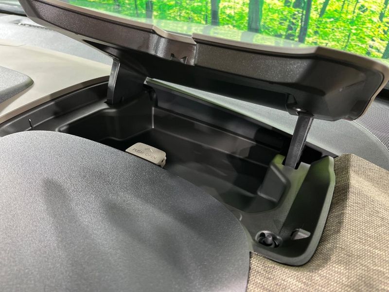 2026 Toyota Sienta 6AA-MXPL10G (UW-6a4334417fbb4)[26]